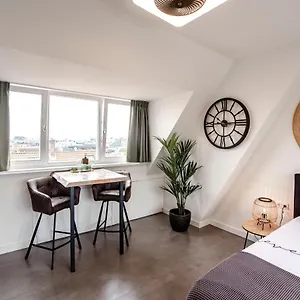  Apartment Seawave